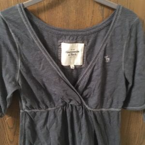 Abercrombie & Fitch Tops - Abercrombie and Fitch top Abercrombie & Fitch Tops - Abercrombie and Fitch top